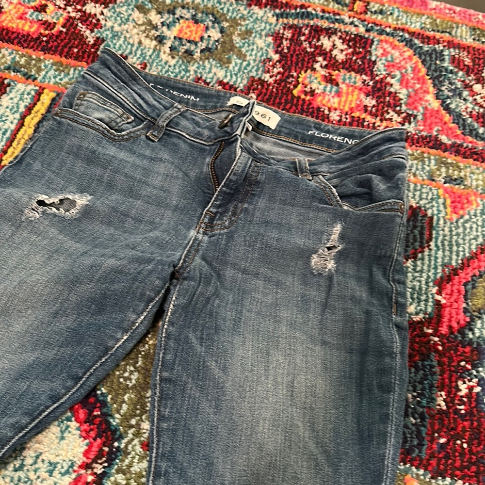 Size 26 DL1961 Florence jeans